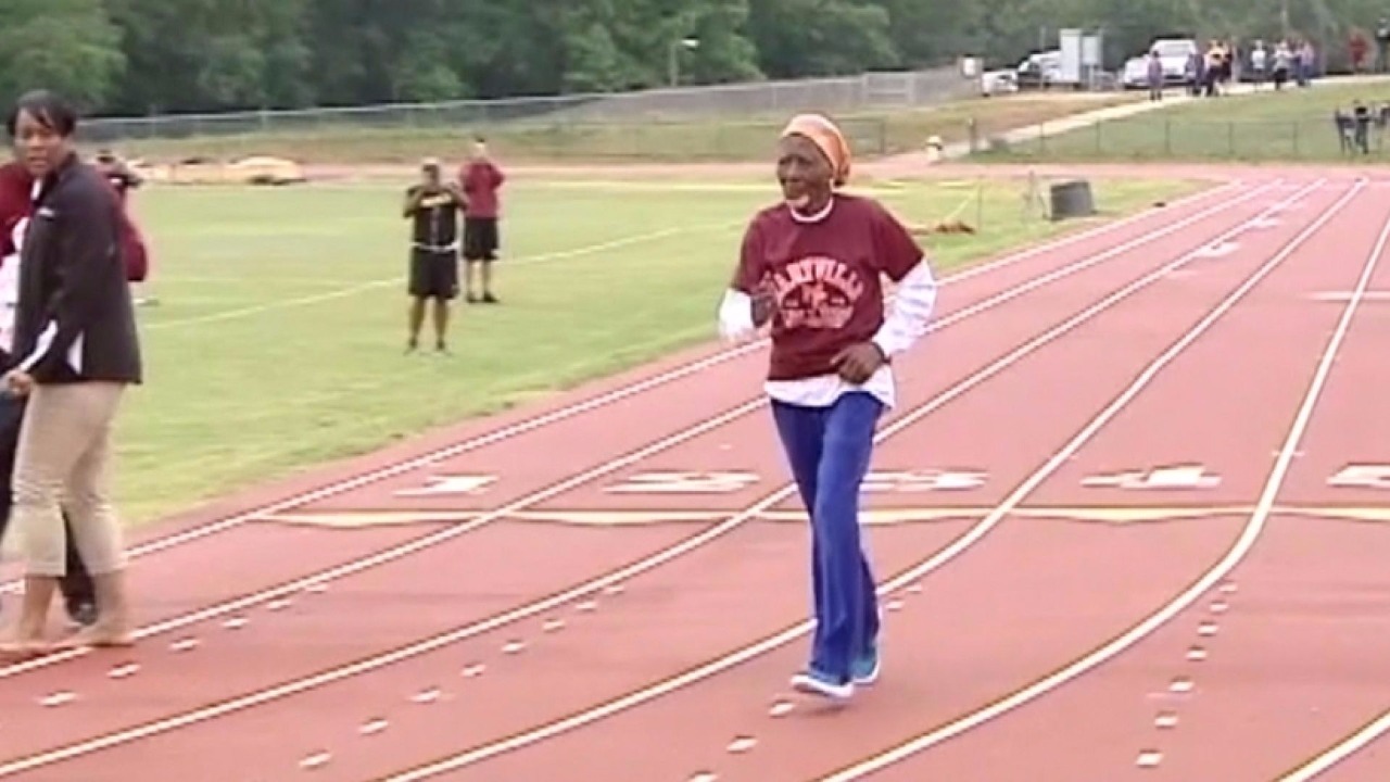 11alive-100-year-old-woman-sets-record-in-100-yard-dash